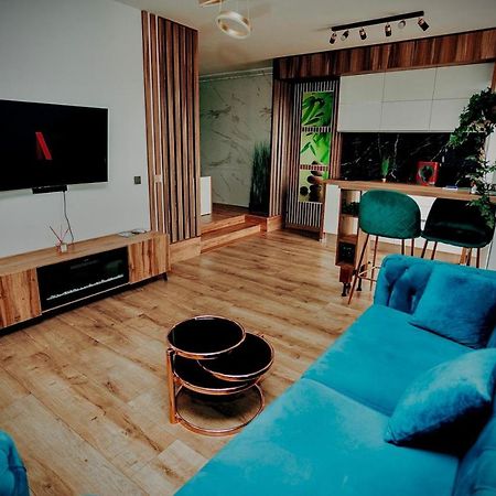 Jacuzzi Apartment バイア·マーレ エクステリア 写真