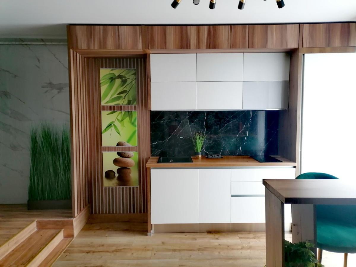 Jacuzzi Apartment バイア·マーレ エクステリア 写真